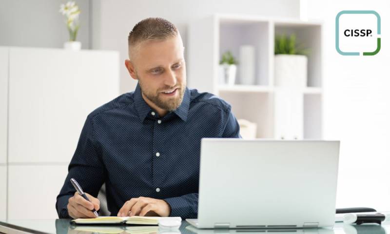 Réduire vos coûts de consultants externes à Paris grâce à la formation CISSP sur-mesure d’IQC